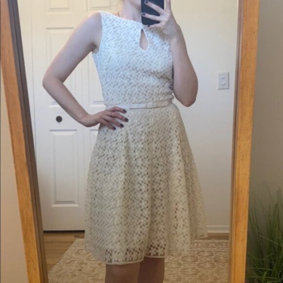 Off white Lace Taylor Wedding Shower Dress - Picture 1 of 6